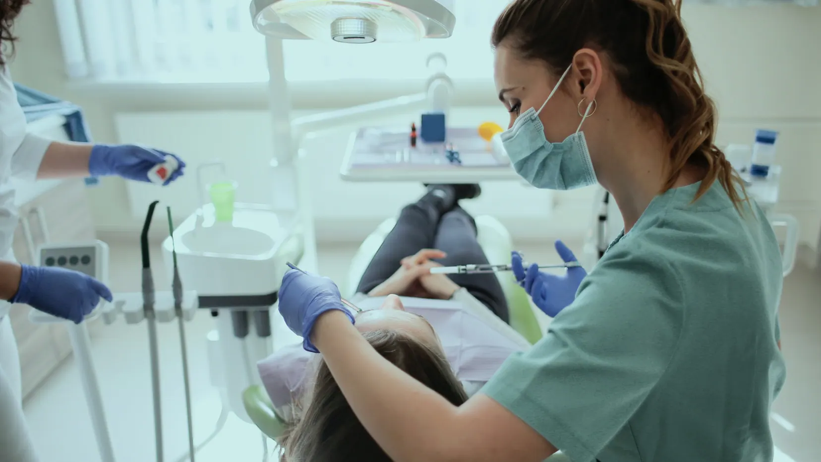 Dr Gins — Crafting Dental Design With GDMR